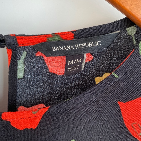 Vibrant Floral Blouse - Size Medium - Picture 6 of 7